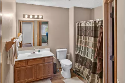 2583 Lockwood Drive, Mendota Heights, MN 55120 - Photo 25