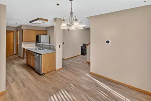2583 Lockwood Dr, Mendota Heights, MN 55120 - Photo 13