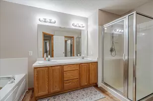 8334 Delaney Dr, Inver Grove Heights, MN 55076 - Photo 27