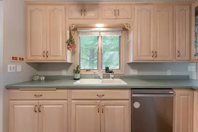 31 Lake Avenue E, Minnesota Lake, MN 56068 - Photo 11