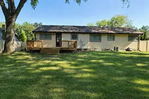 262 Demar Ave, Shoreview, MN 55126 - Photo 3