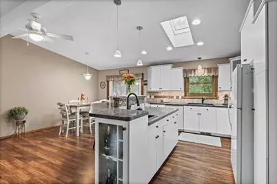 1142 Parkview Lane, Eagan, MN 55123 - Photo 23