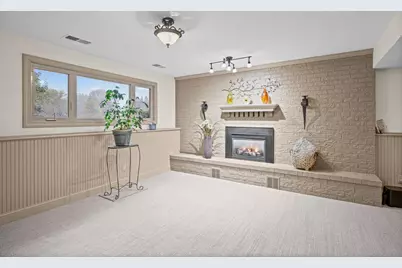 1142 Parkview Lane, Eagan, MN 55123 - Photo 31