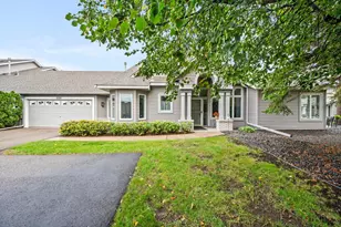 2530 Sumac Ridge, White Bear Lake, MN 55110 - Photo 3