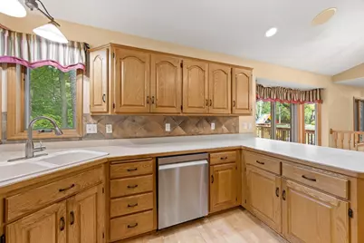 38308 Golden Oaks Trail, North Branch, MN 55056 - Photo 17