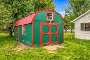 410 Camelia Dr, Clayton, WI 54004 - Photo 25