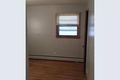 566 & 568 37th Avenue NE, Minneapolis, MN 55421 - Photo 5