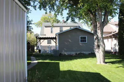 820 Horace Avenue N, Thief River Falls, MN 56701 - Photo 5