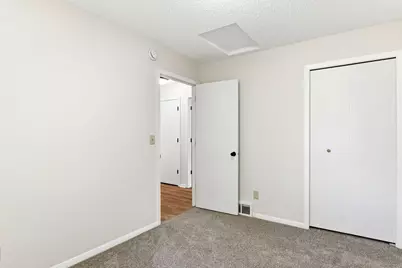 4233 Braddock Trail, Eagan, MN 55123 - Photo 11