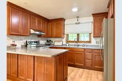 2023 Parkside Drive, Saint Paul, MN 55119 - Photo 5