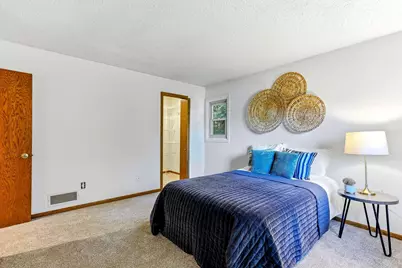 762 Elrene Court, Eagan, MN 55123 - Photo 11