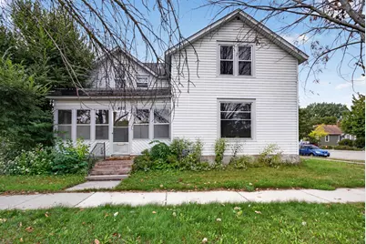 423 N Ash Street, Chaska, MN 55318 - Photo 1