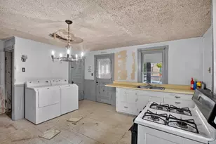 423 N Ash St, Chaska, MN 55318 - Photo 5