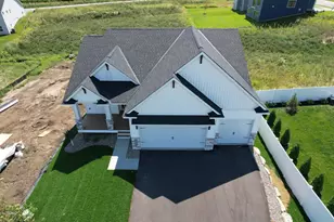 1130 136th St E, Rosemount, MN 55068 - Photo 3