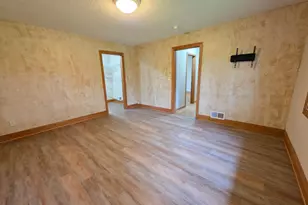 240 1st St SW, Elgin, MN 55932 - Photo 29