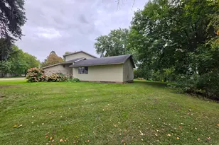 240 1st St SW, Elgin, MN 55932 - Photo 11
