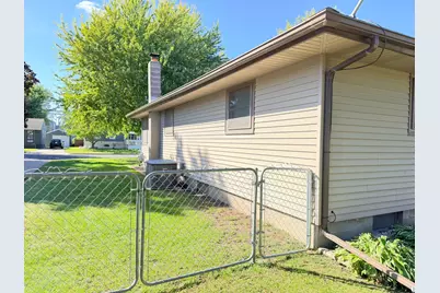 514 4th Avenue SE, Stewartville, MN 55976 - Photo 37
