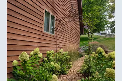 1202 Oak Drive, Montevideo, MN 56265 - Photo 5
