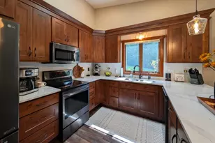 1202 Oak Dr, Montevideo, MN 56265 - Photo 9