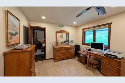 1202 Oak Drive, Montevideo, MN 56265 - Photo 21