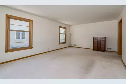 443 Harrison Avenue, North Mankato, MN 56003 - Photo 5