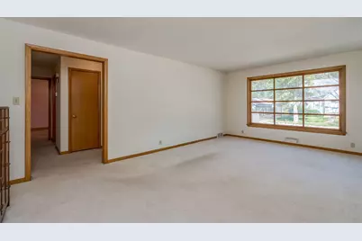443 Harrison Avenue, North Mankato, MN 56003 - Photo 3