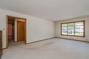 443 Harrison Ave, North Mankato, MN 56003 - Photo 3