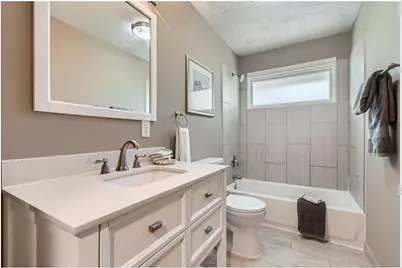 1316 Holdridge Terrace, Wayzata, MN 55391 - Photo 13