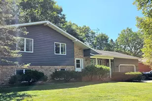 1928 Linda Ln, Saint Cloud, MN 56301 - Photo 1