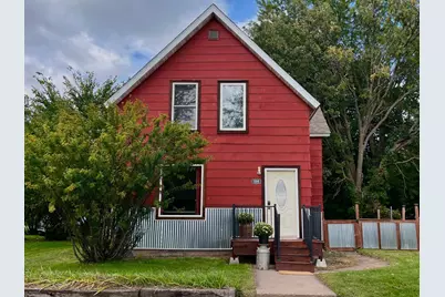 114 Lark Street, Sandstone, MN 55072 - Photo 1