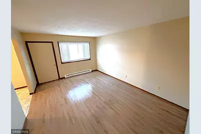 1380 Heritage Drive #10, New Richmond, WI 54017 - Photo 5