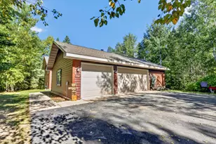 112 Bay Road, Coleraine, MN 55722 - Photo 3