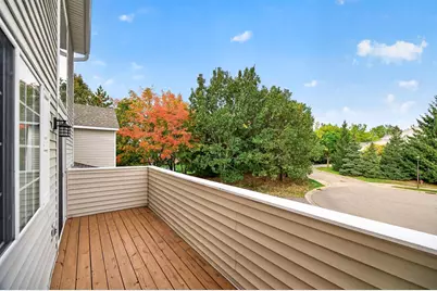 17679 Hackberry Court, Eden Prairie, MN 55347 - Photo 27