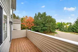 17679 Hackberry Ct, Eden Prairie, MN 55347 - Photo 27