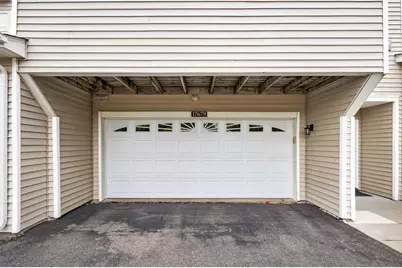 17679 Hackberry Court, Eden Prairie, MN 55347 - Photo 29