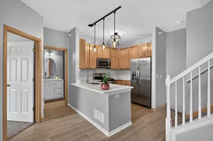 17679 Hackberry Ct, Eden Prairie, MN 55347 - Photo 11