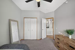 17679 Hackberry Ct, Eden Prairie, MN 55347 - Photo 15