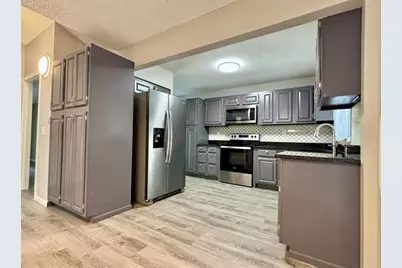 1414 W Danube Road, Fridley, MN 55432 - Photo 3