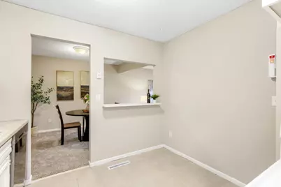 1207 Trailwood S, Hopkins, MN 55343 - Photo 11