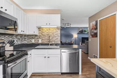 14597 Evergreen Trail #64, Apple Valley, MN 55124 - Photo 21