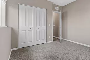 7561 Woods Edge Blvd, Circle Pines, MN 55014 - Photo 15