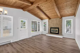 4445 6th St NE, Columbia Heights, MN 55421 - Photo 9