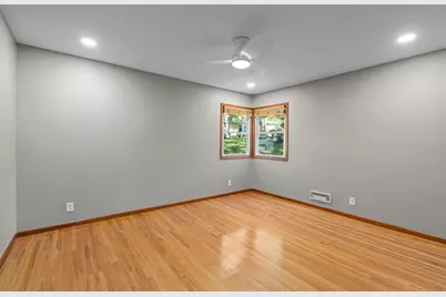 2413 W 107th Street, Bloomington, MN 55431 - Photo 23