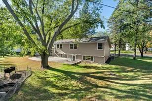 2413 W 107th St, Bloomington, MN 55431 - Photo 43