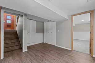 2413 W 107th St, Bloomington, MN 55431 - Photo 31