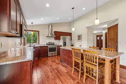 23 Hilltop Road, Houlton, WI 54082 - Photo 5