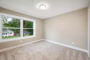 4530 Bryant Ave N, Minneapolis, MN 55412 - Photo 21