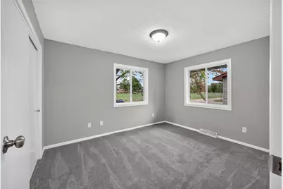 1014 9th Avenue SW, Forest Lake, MN 55025 - Photo 9