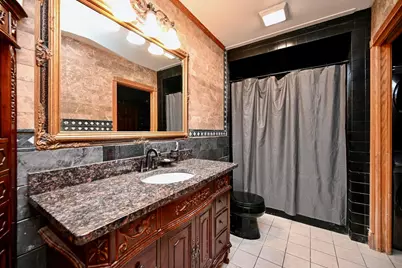 1215 W Mark Street, Winona, MN 55987 - Photo 25