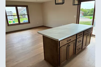 1825 Cypress Trail, New Richmond, WI 54017 - Photo 15